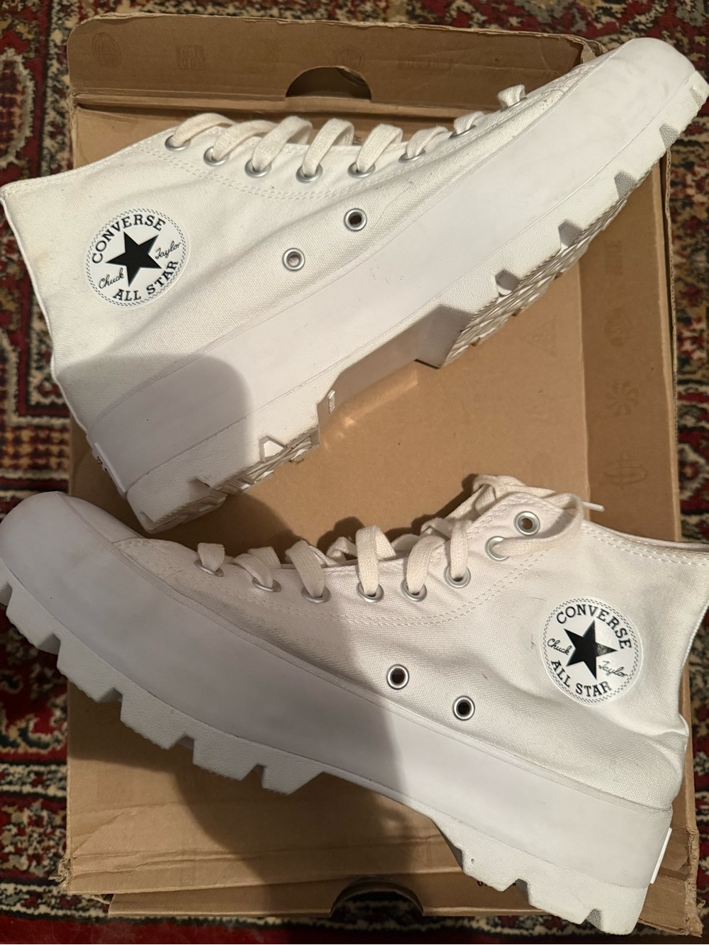 Converse Chuck Taylor All Star Luged Hi White Sneakers